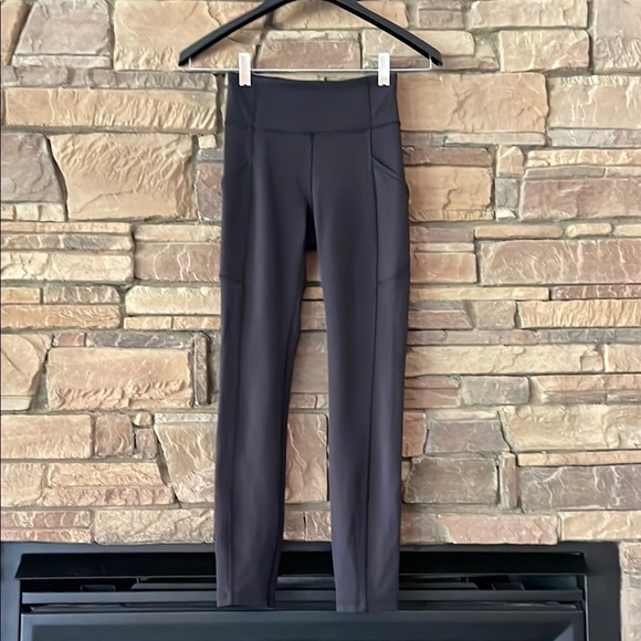 LIKE NEW LULULEMON Invigorate High-Rise Leggings! - Picture 7 of 12